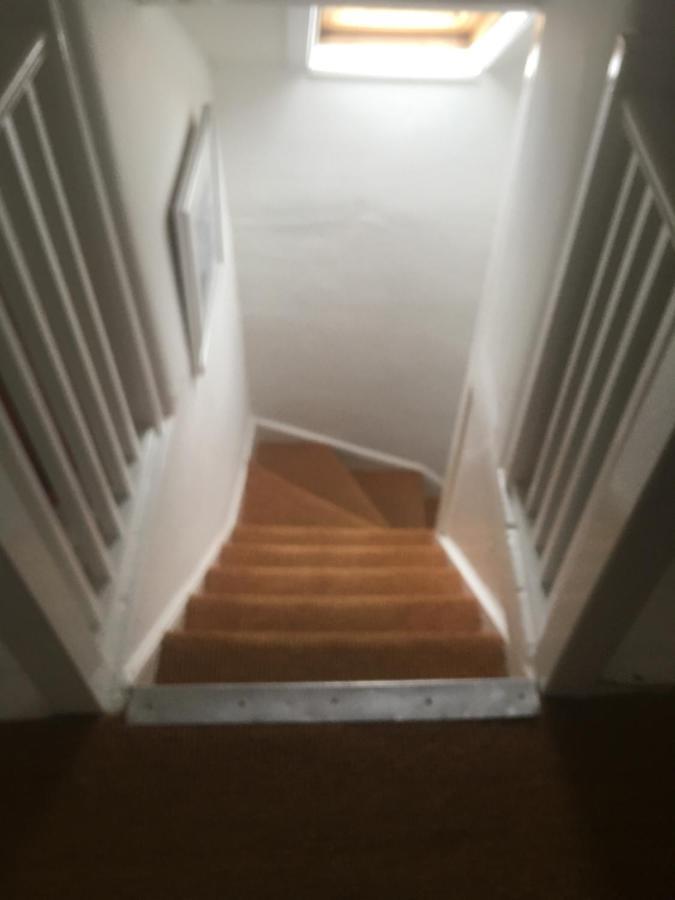 Drang House All Rooms Have Stairs แพดสโตว์ ภายนอก รูปภาพ